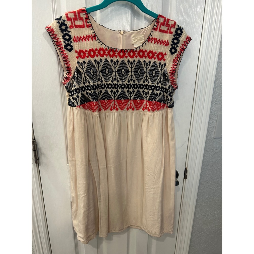 ❤️ Edme & Esyllte Anthropologie Dress Cream Embroidered Boho‎ Tribal Shift